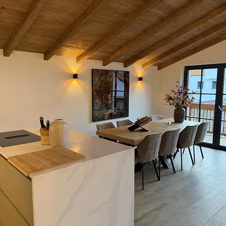 シャレー Heidn Alm エーベン・イム・ポンガウ